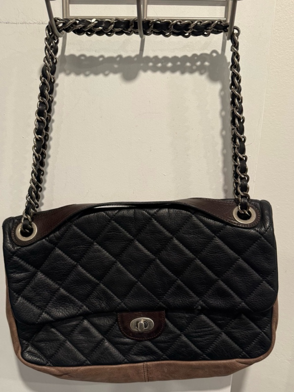 Hendersen Baracco Italy Leather shoulder bag purse quilted chain black designer